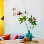 Charming In Apartamento *